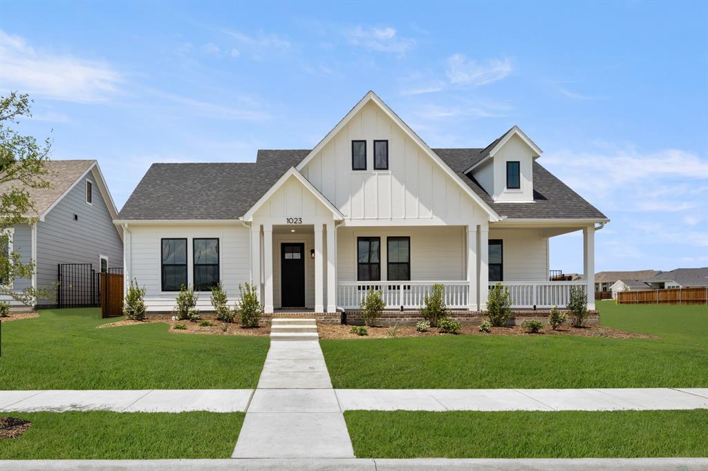 1023 Rylan- Front-1