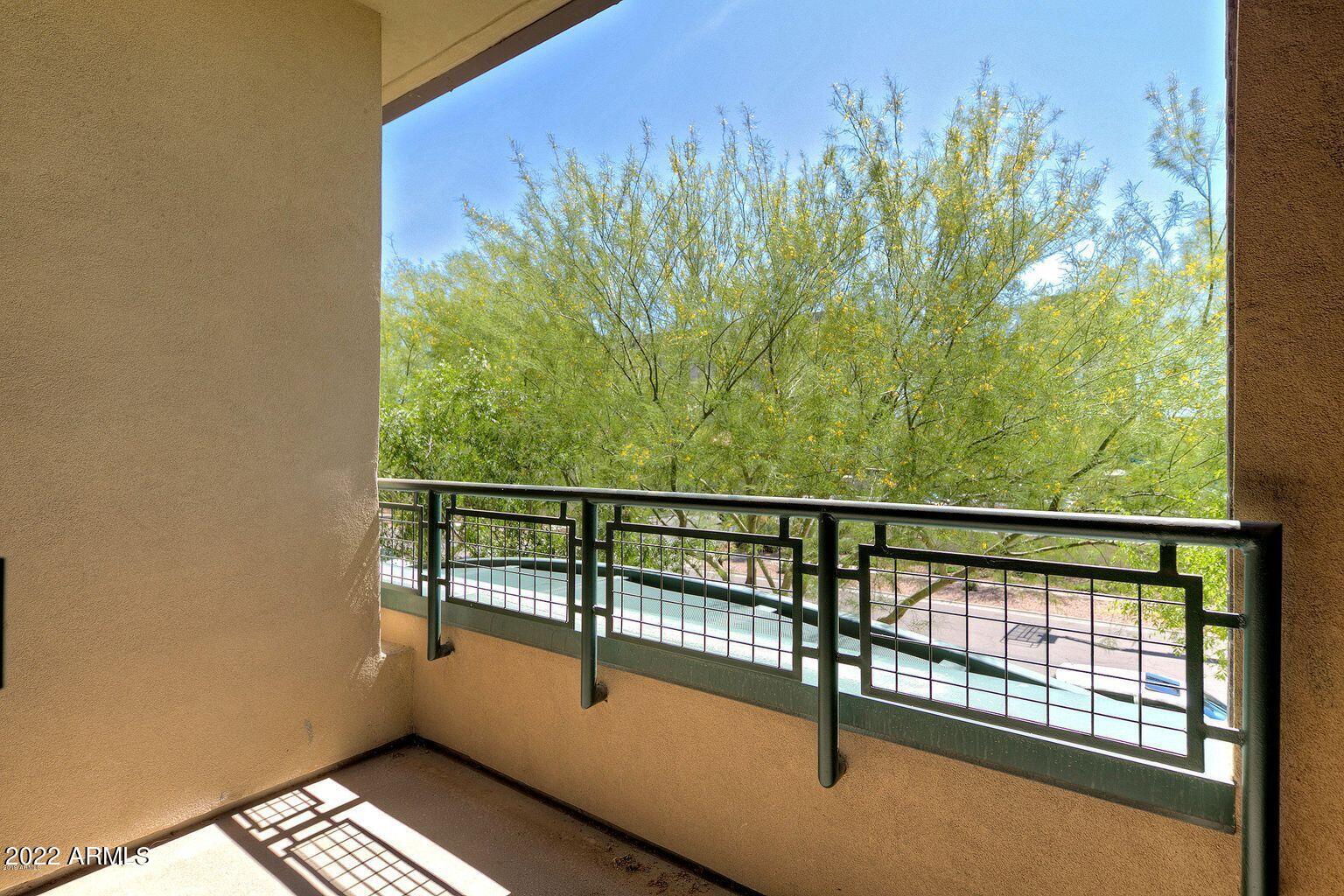 16 West Encanto Boulevard, Unit 14 Phoenix, AZ 85003 - Photo 17 of 23 17