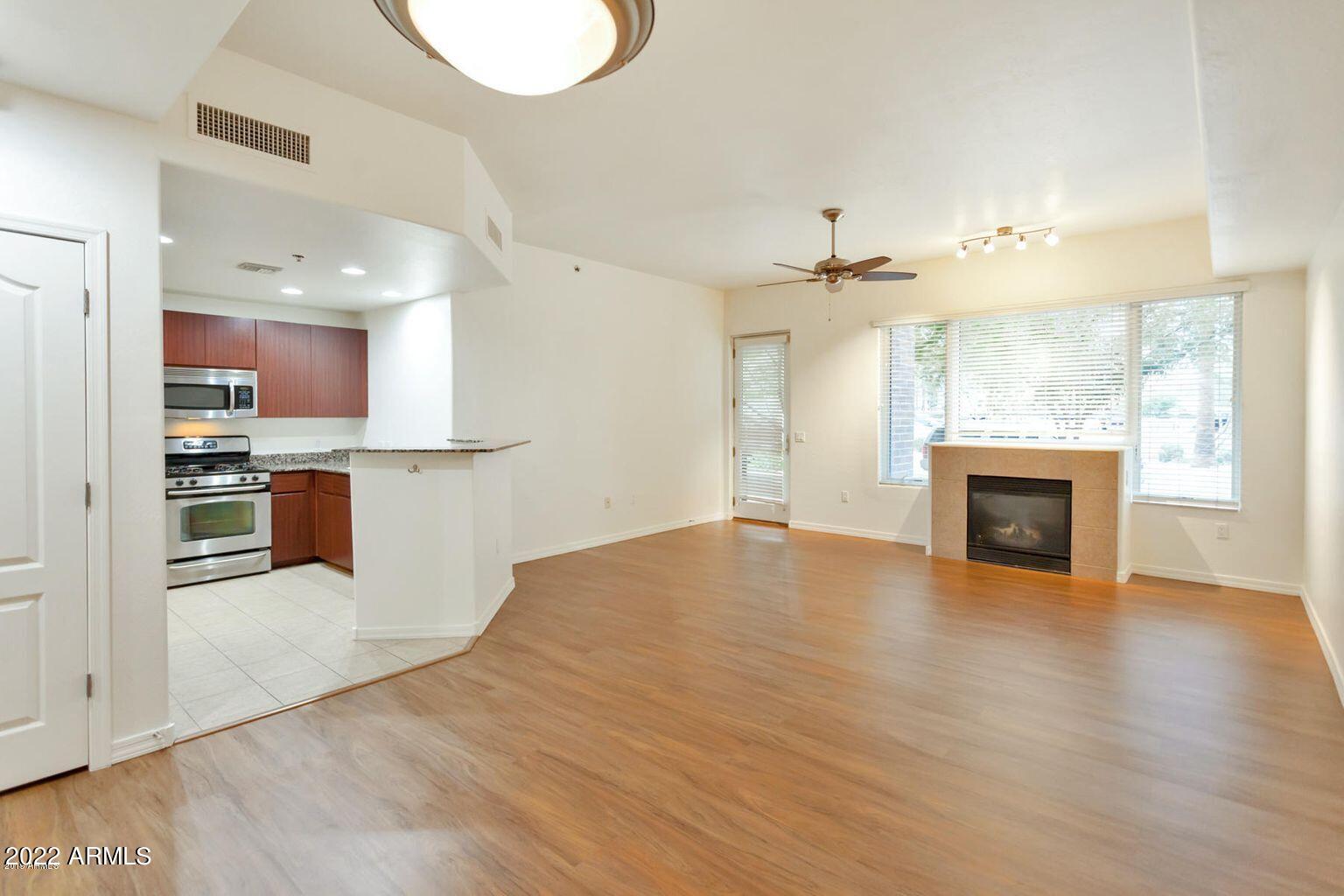 16 West Encanto Boulevard, Unit 14 Phoenix, AZ 85003 - Photo 2 of 23 2