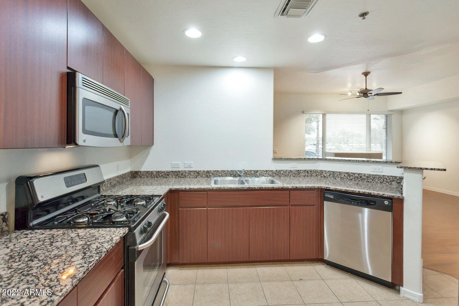 16 West Encanto Boulevard, Unit 14 Phoenix, AZ 85003 - Photo 7 of 23 7