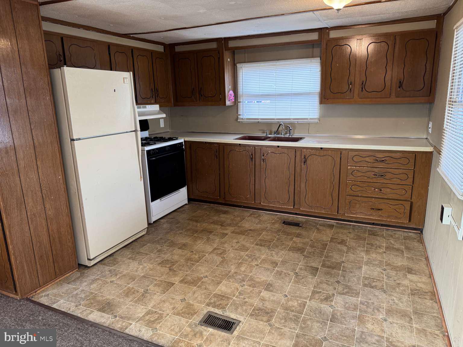 3720 Davidsburg Road, Unit C10 Dover, PA 17315 - Photo 4 of 23 Gallery Image 4