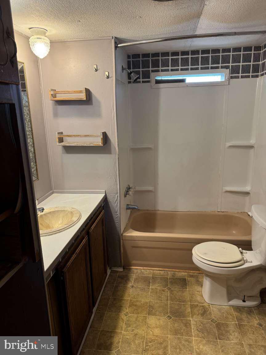 3720 Davidsburg Road, Unit C10 Dover, PA 17315 - Photo 9 of 23 Gallery Image 9