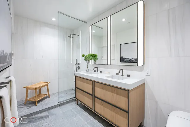 $2,825,000 | 250 East 25th Street, Unit 11B | Kips Bay