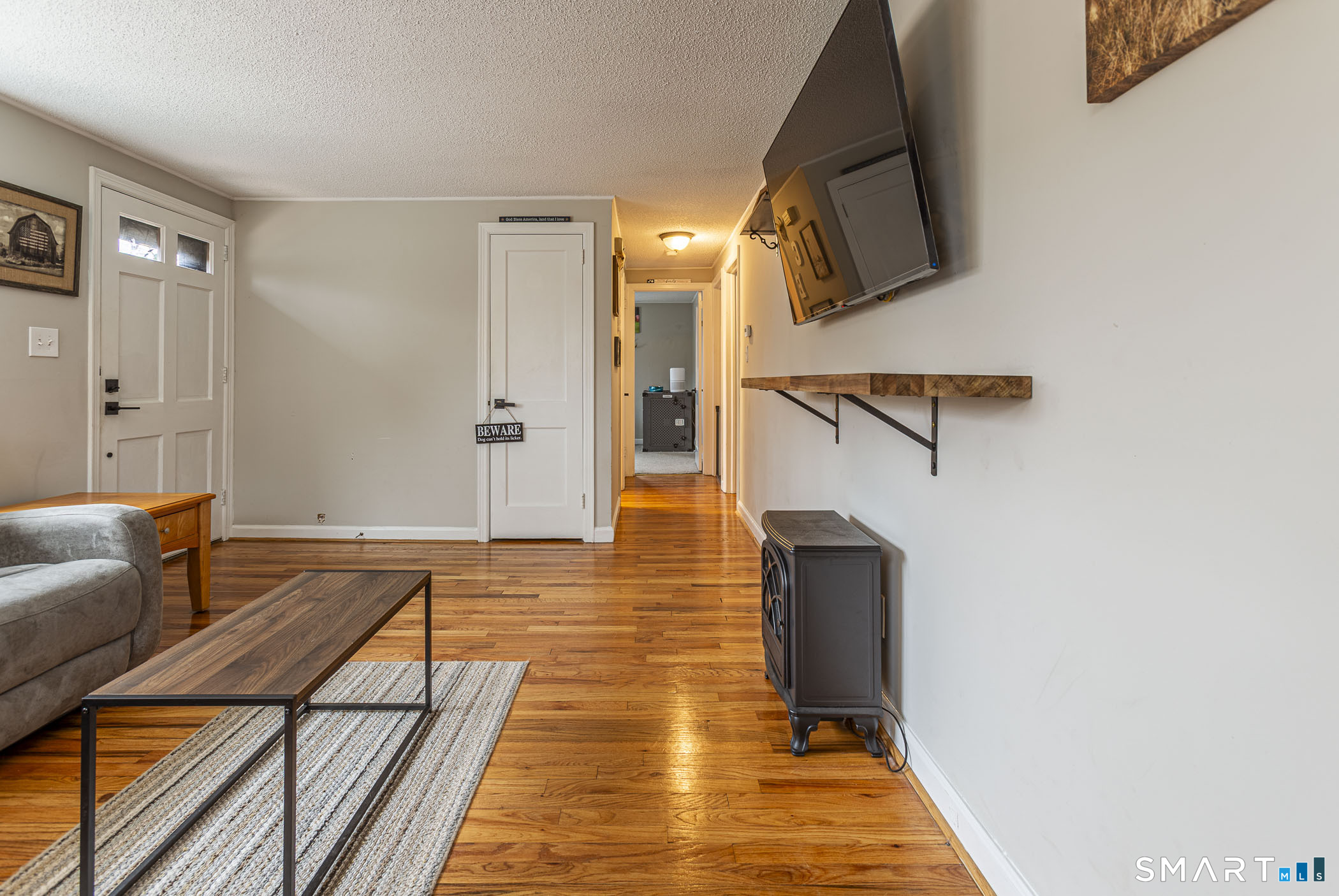 90 Goodwin Park Road Wethersfield, CT 06109 - Photo 13 of 22