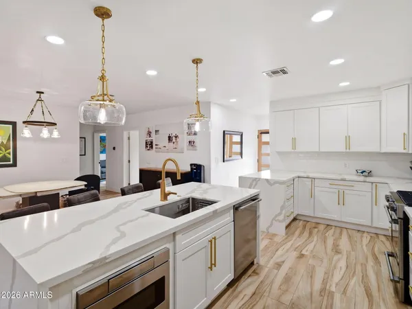 $1,295,000 | 5229 North 18th Place, Phoenix, AZ 85016