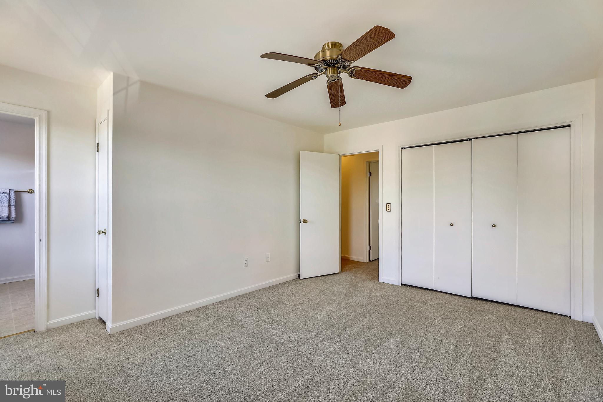7805 Notley Road Pasadena, MD 21122 - Photo 13 of 30 Owner's Suite