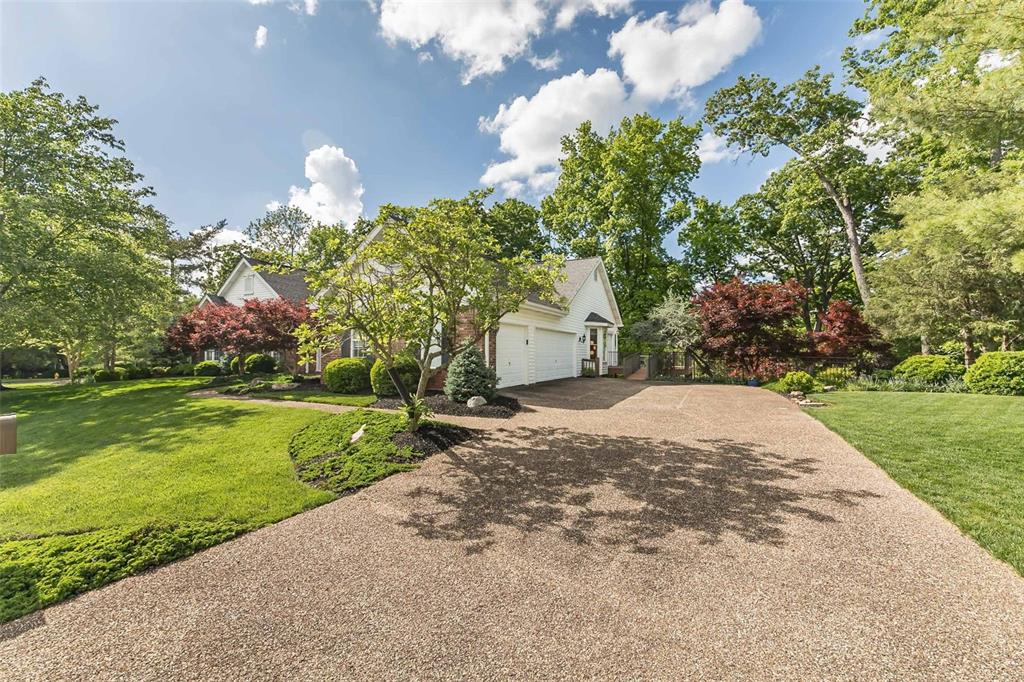 849 Timber Glen Lane Ballwin, MO 63021 - Photo 5 of 86