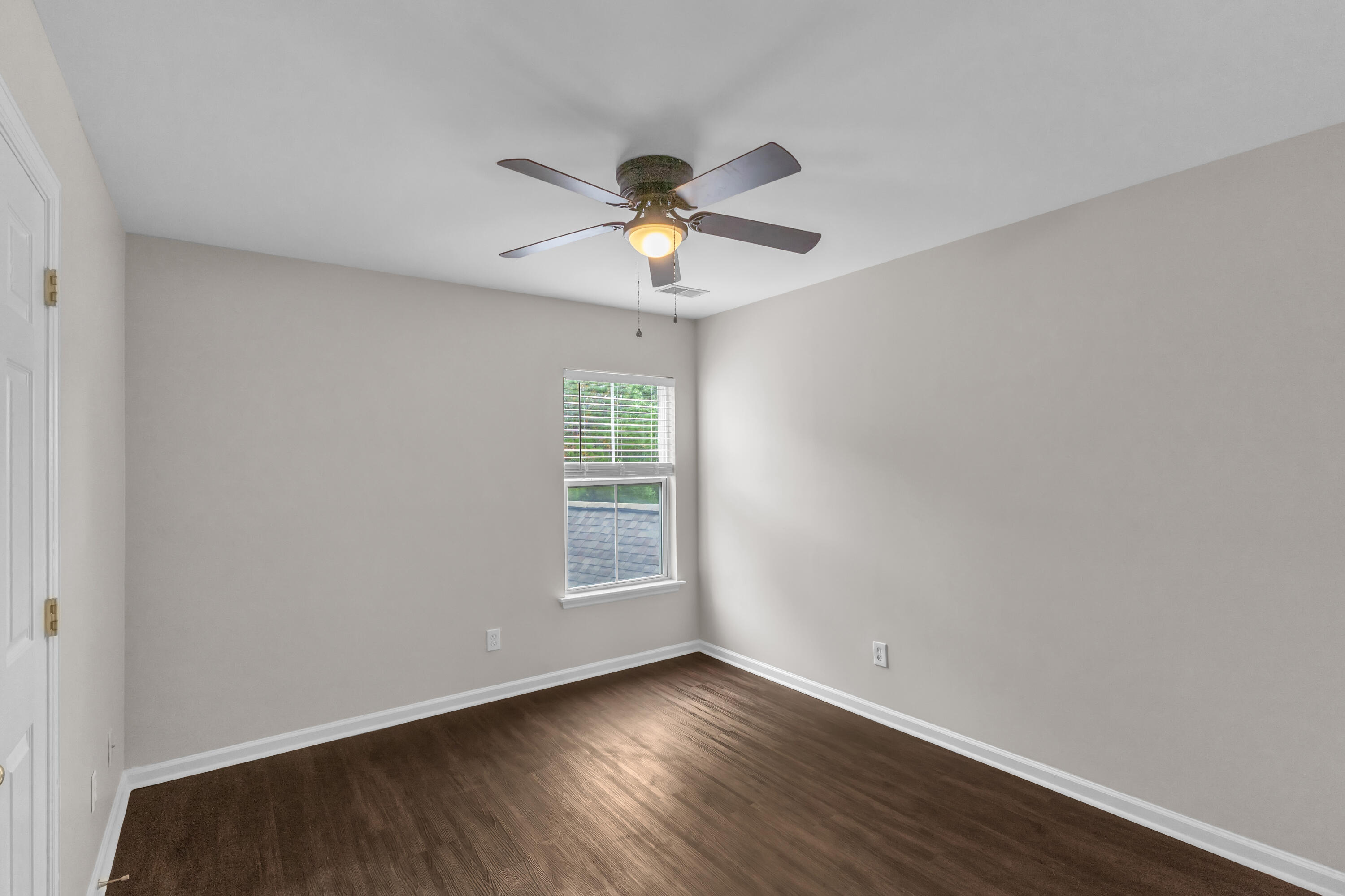 1868 Hubbell Drive Mount Pleasant, SC 29466 - Photo 13 of 20 IMG_1273