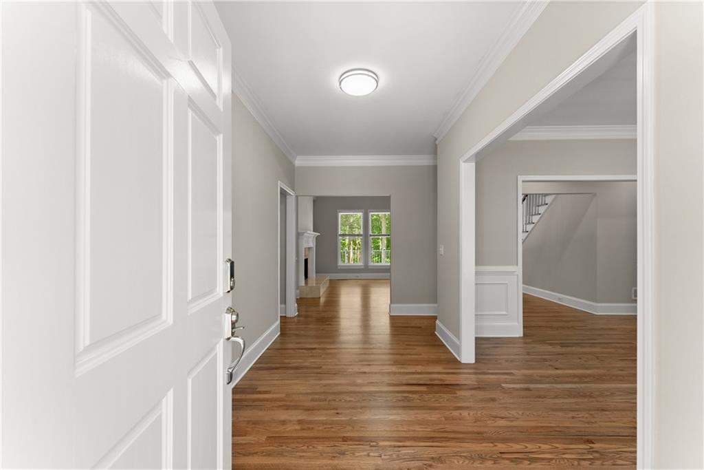 5755 Hopewell Road Cumming, GA 30028 - Photo 13 of 92