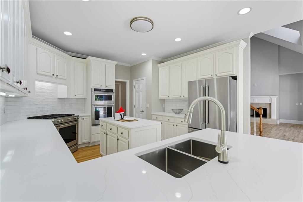 5755 Hopewell Road Cumming, GA 30028 - Photo 18 of 92