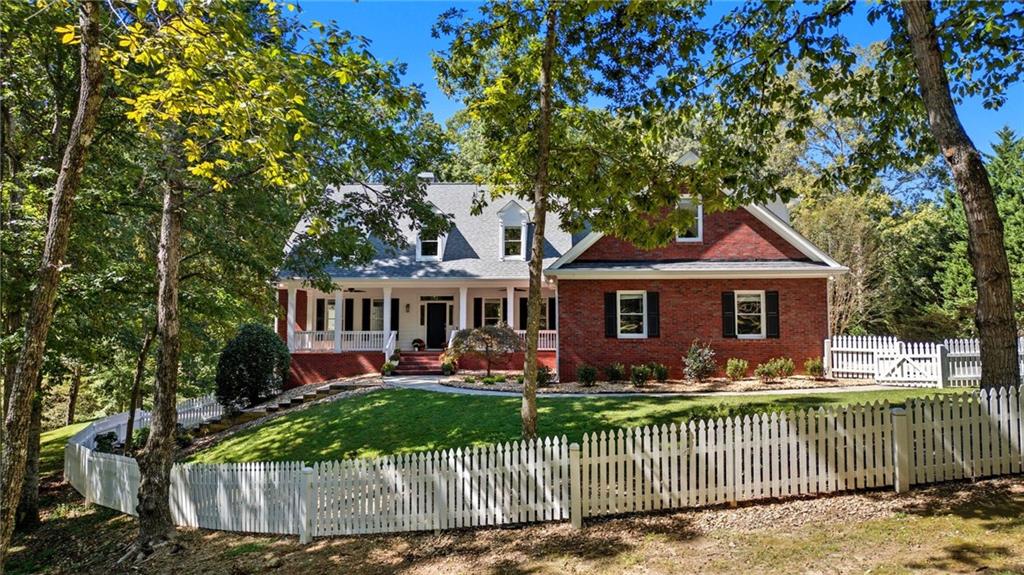 5755 Hopewell Road Cumming, GA 30028 - Photo 7 of 92