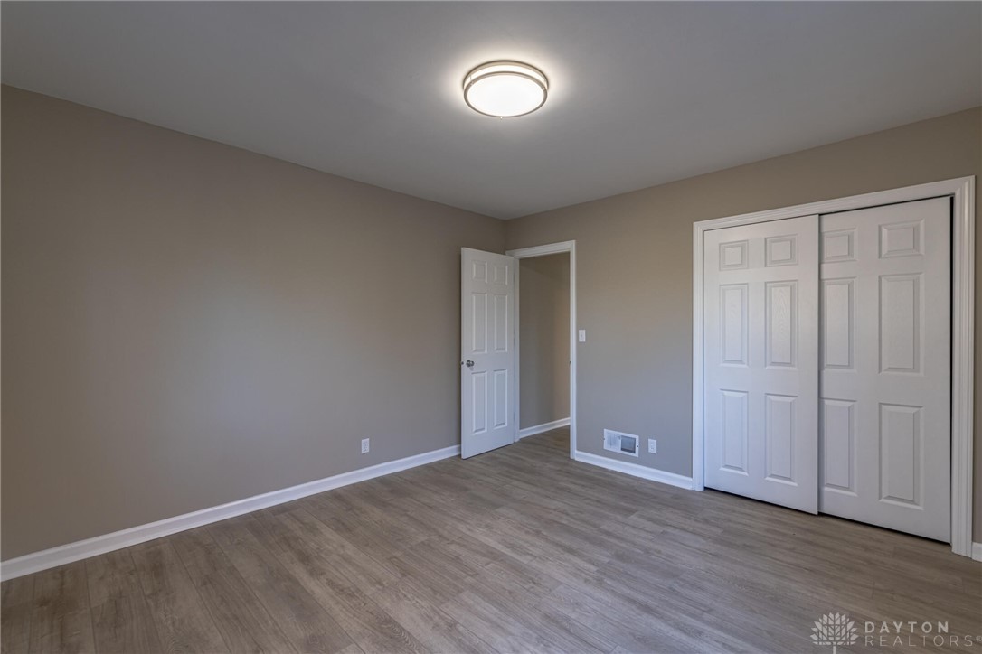 276 West Stroop Road Kettering, OH 45429 - Photo 12 of 22