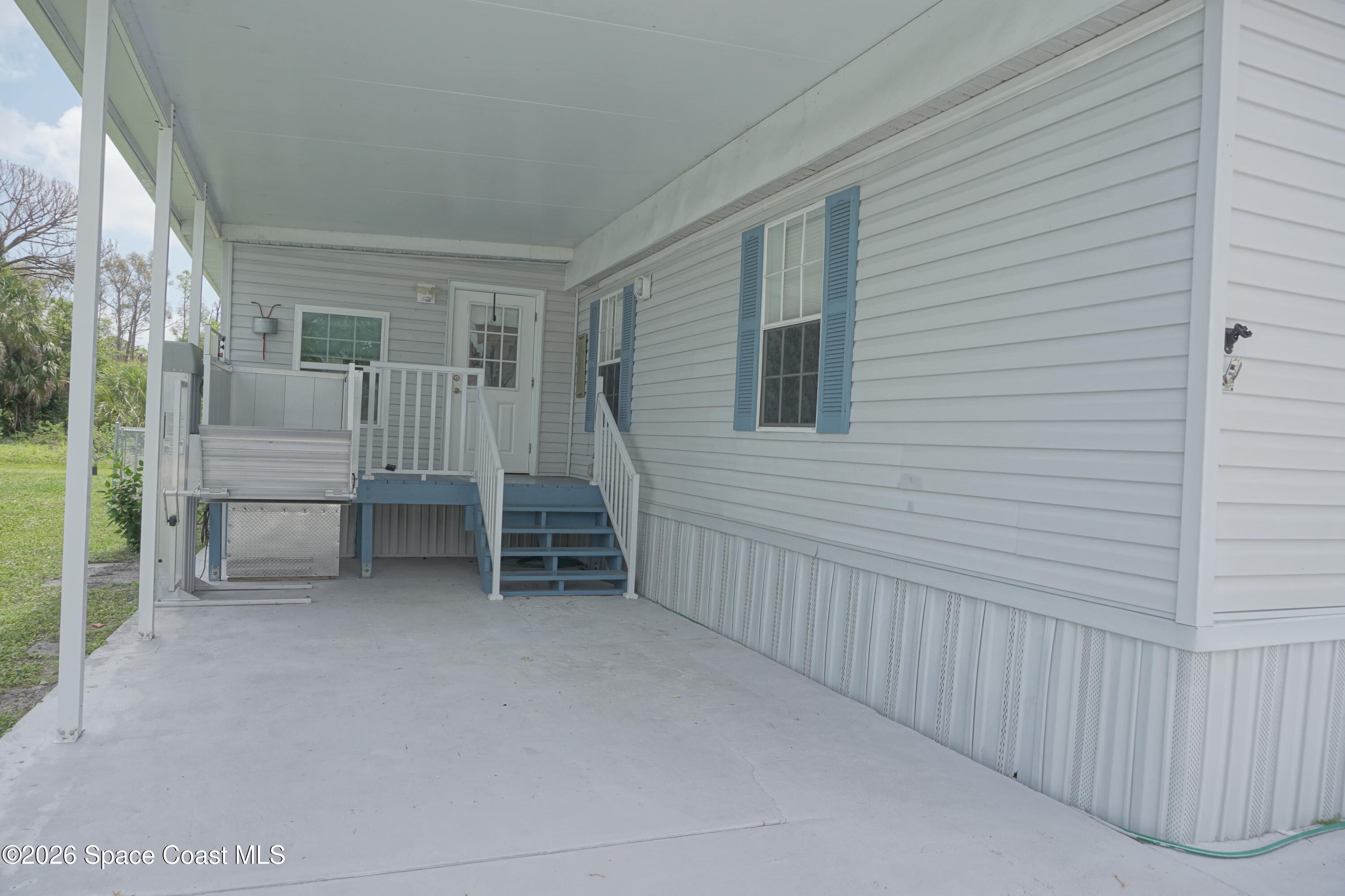 1819 Seagrape Street Northeast Palm Bay, FL 32905 - Photo 2 of 56 DSC01062