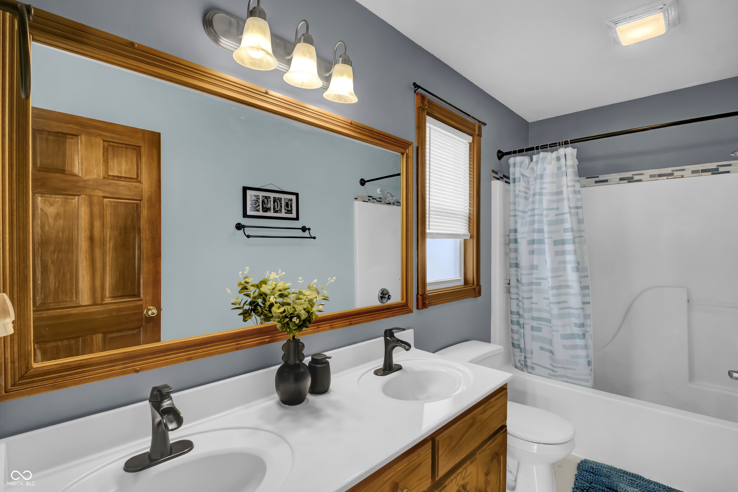 2942 Prairie Stream Way Columbus, IN 47203 - Photo 22 of 48