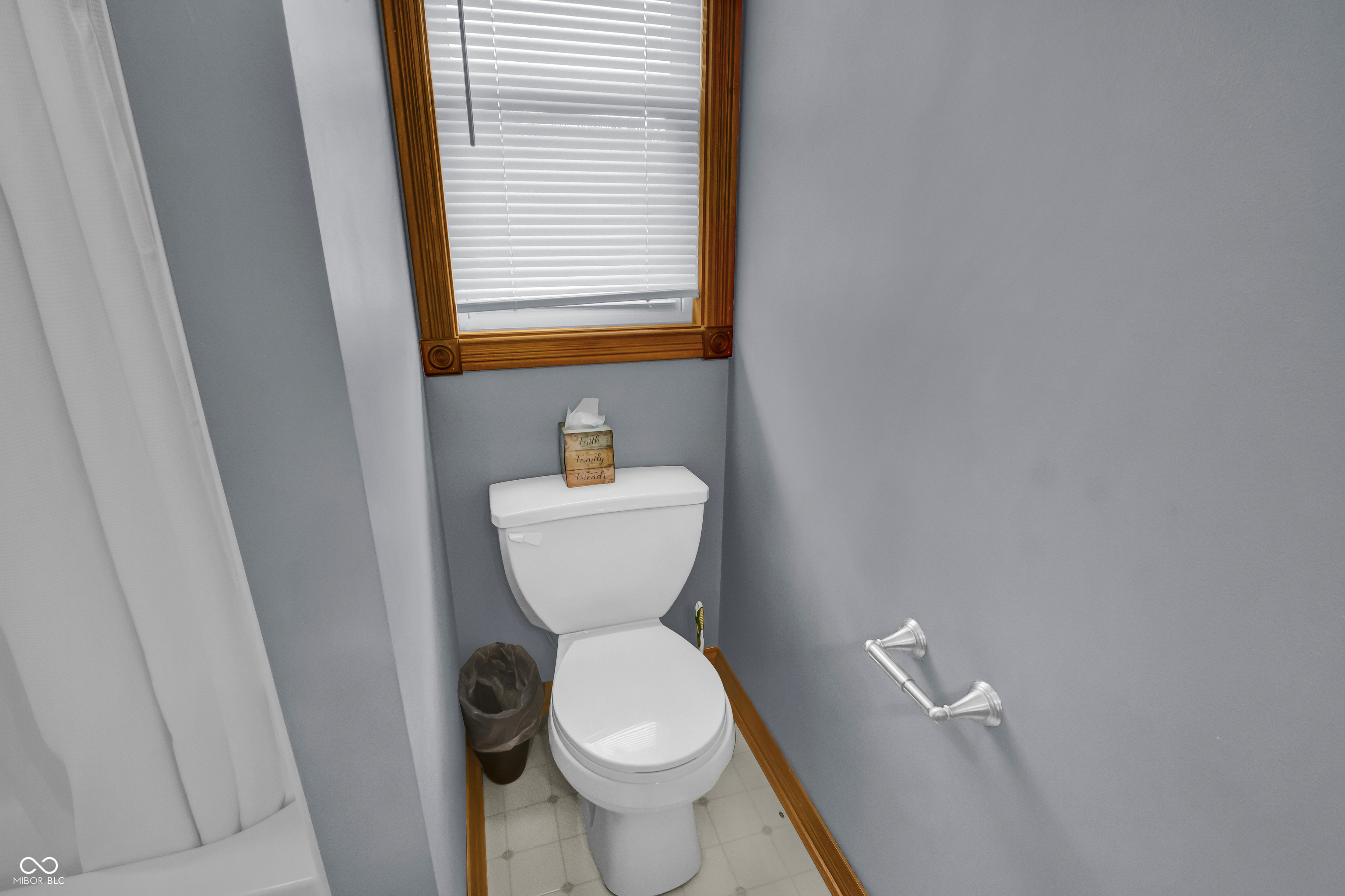 2942 Prairie Stream Way Columbus, IN 47203 - Photo 32 of 48