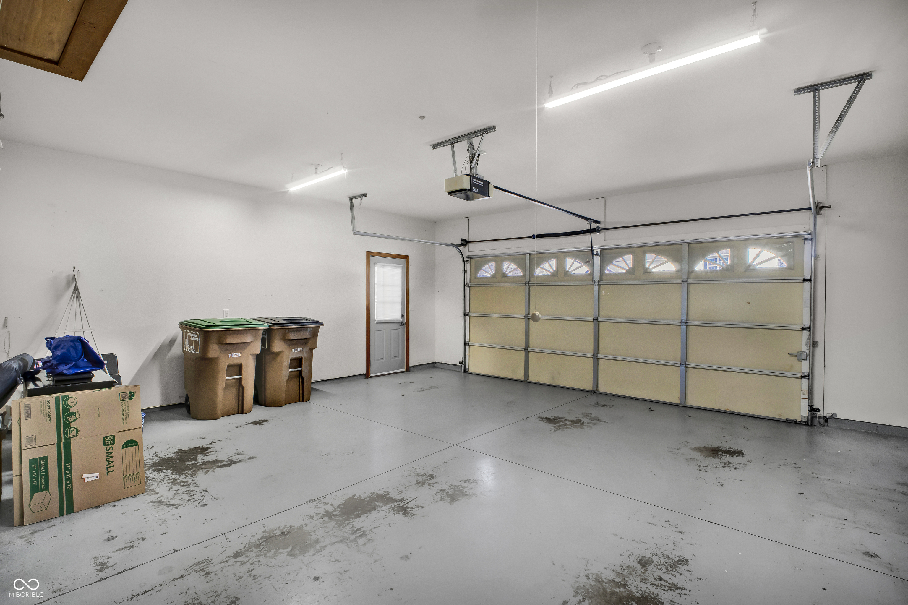 2942 Prairie Stream Way Columbus, IN 47203 - Photo 35 of 48