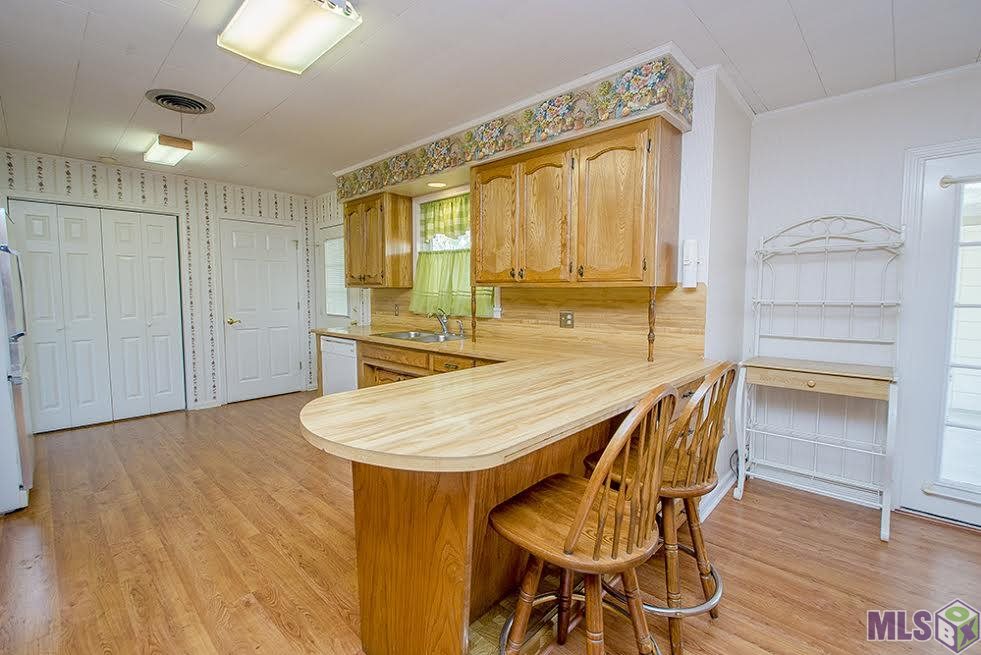 13149 Lambert Road Gonzales, LA 70737 - Photo 11 of 30 Gallery Image 11