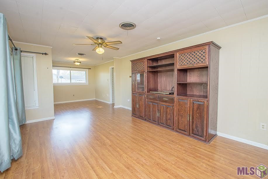13149 Lambert Road Gonzales, LA 70737 - Photo 7 of 30 Gallery Image 7