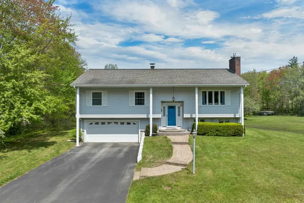 $699,900 | 16 Sanders Road, Hudson, NH 03051