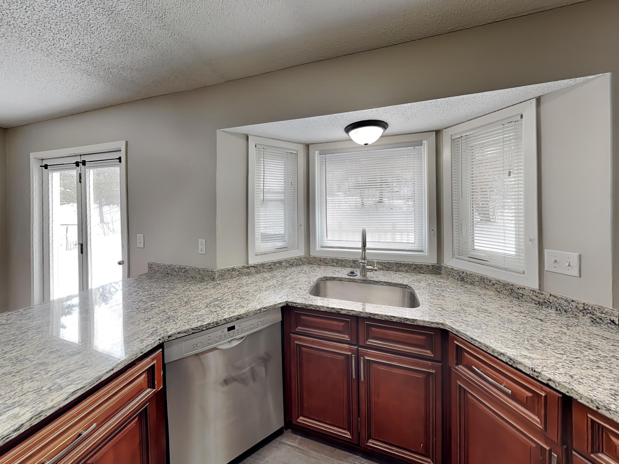 11893 Dunhill Road Eden Prairie, MN 55344 - Photo 14 of 29