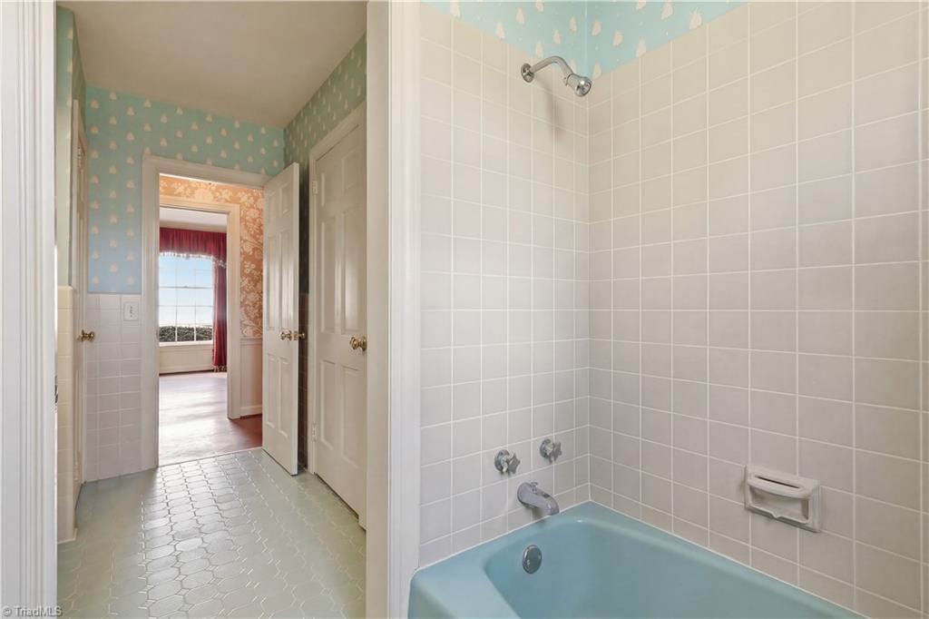 698 Lichfield Road Winston-Salem, NC 27104 - Photo 18 of 44