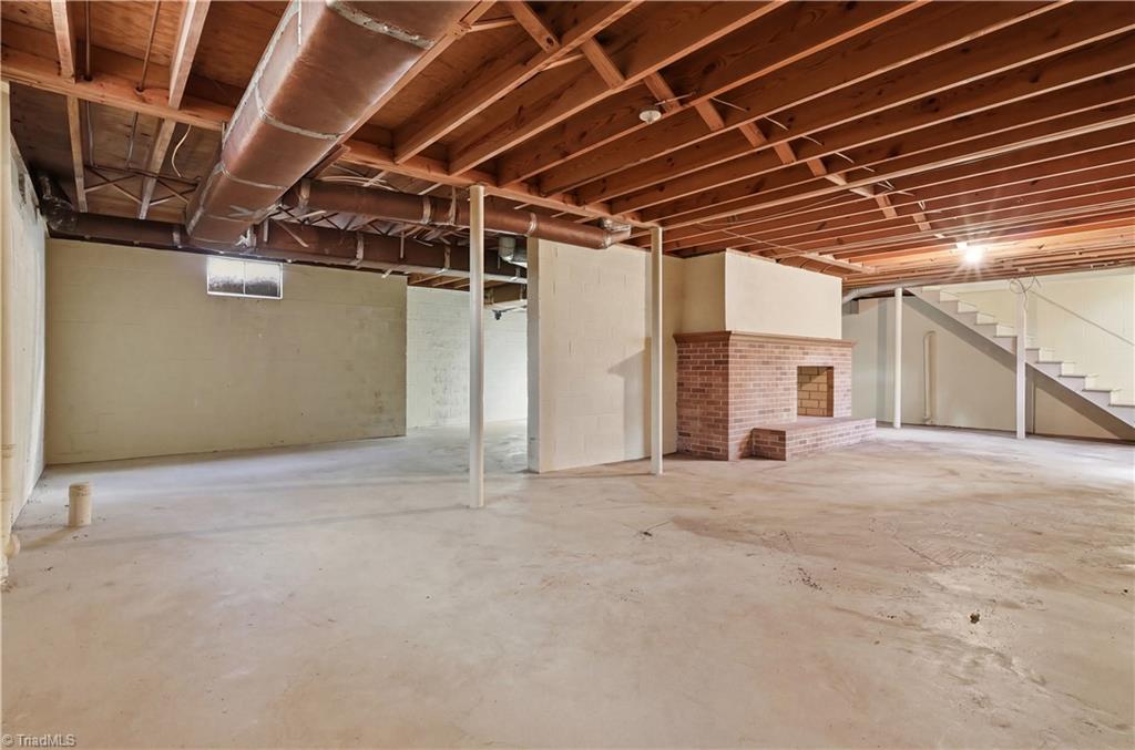 698 Lichfield Road Winston-Salem, NC 27104 - Photo 28 of 44