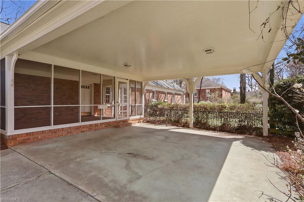 698 Lichfield Road Winston-Salem, NC 27104 - Photo 32 of 44