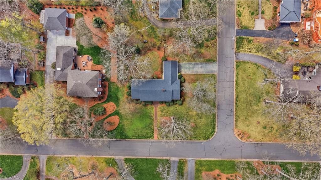 698 Lichfield Road Winston-Salem, NC 27104 - Photo 41 of 44