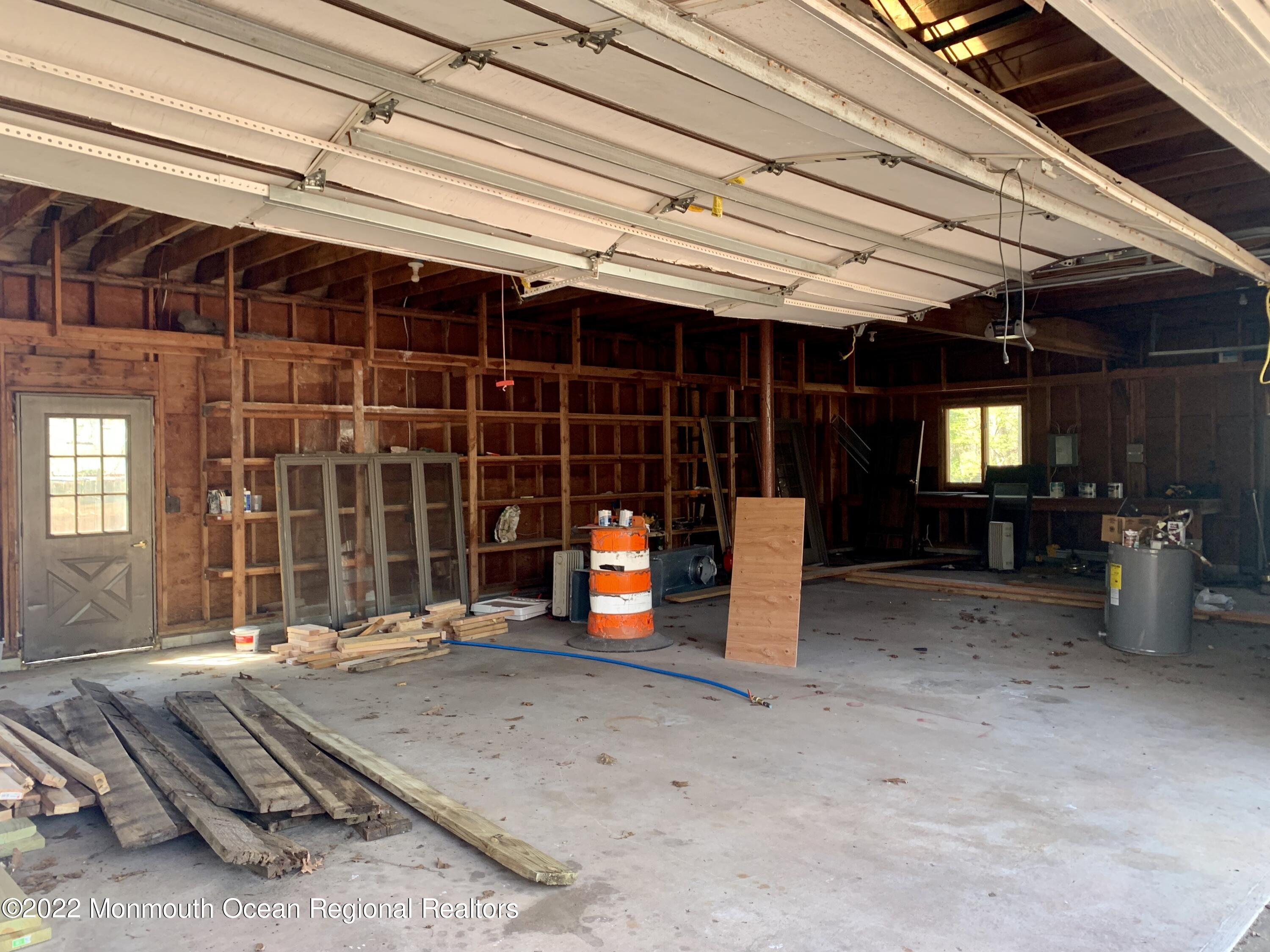 316 Herbertsville Road Howell, NJ 07731 - Photo 18 of 19 2F75B58E-A7C7-4E83-AF72-82F61F3E0078_1_2