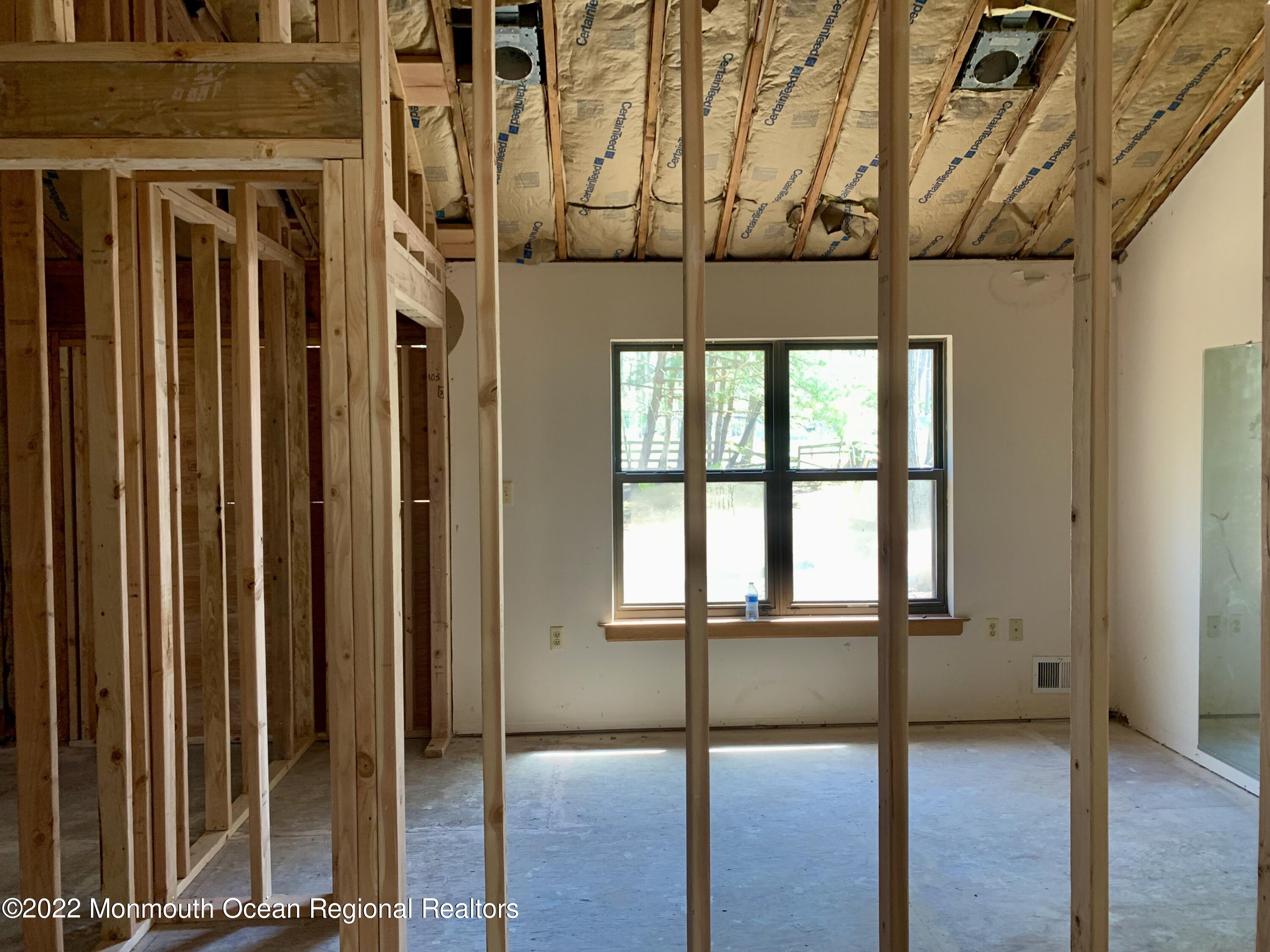 316 Herbertsville Road Howell, NJ 07731 - Photo 10 of 19 990EA2B3-6F2D-4602-9184-6EA6EF8CCCB0_1_2