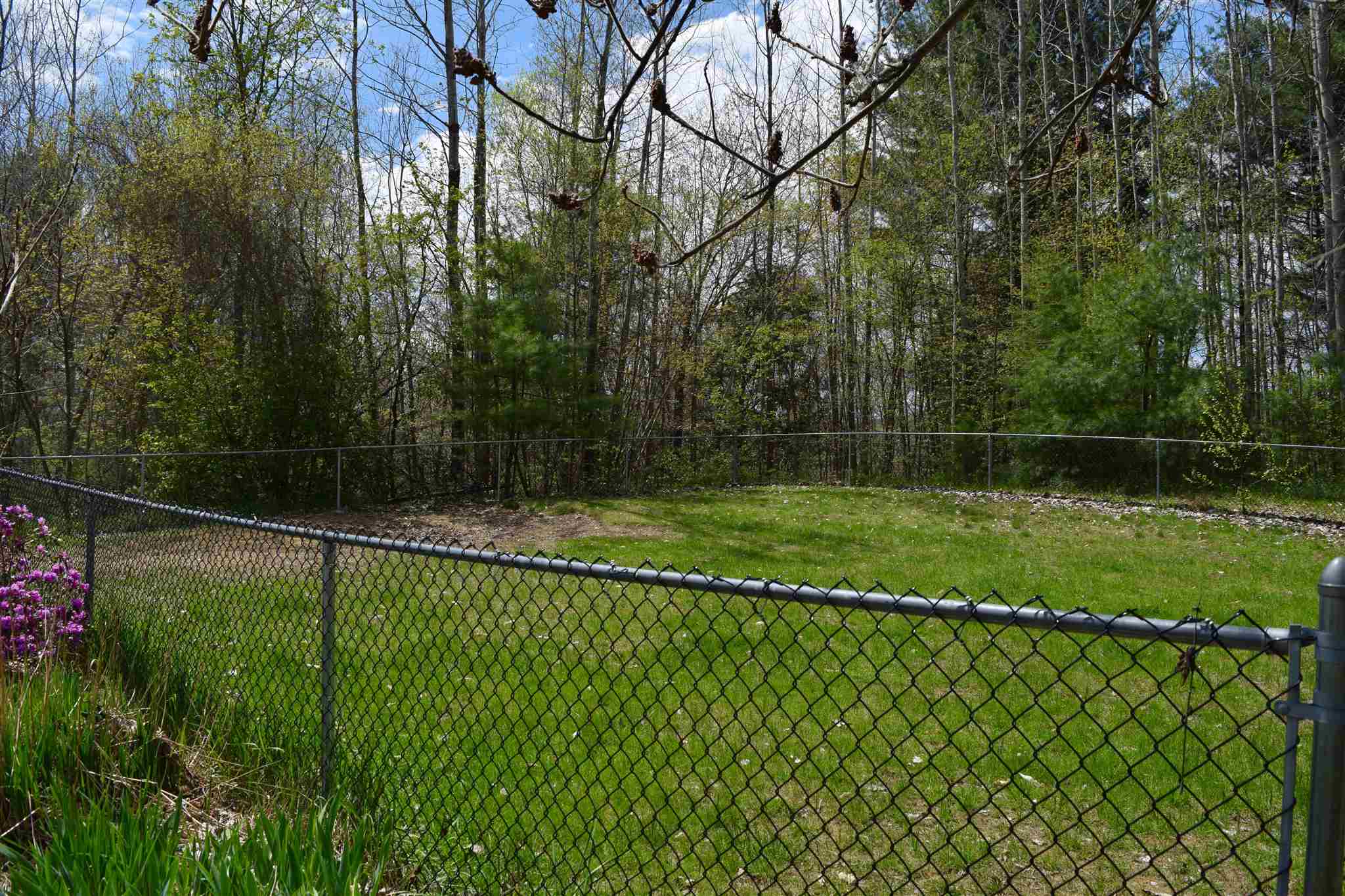 48 Colonial Road, Unit 104 Fairfax, VT 05454 - Photo 23 of 23
