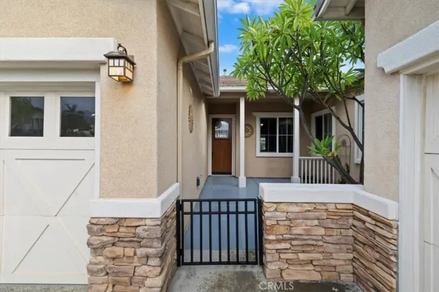 $730,000 | 23833 Fawnskin Drive, Corona, CA 92883