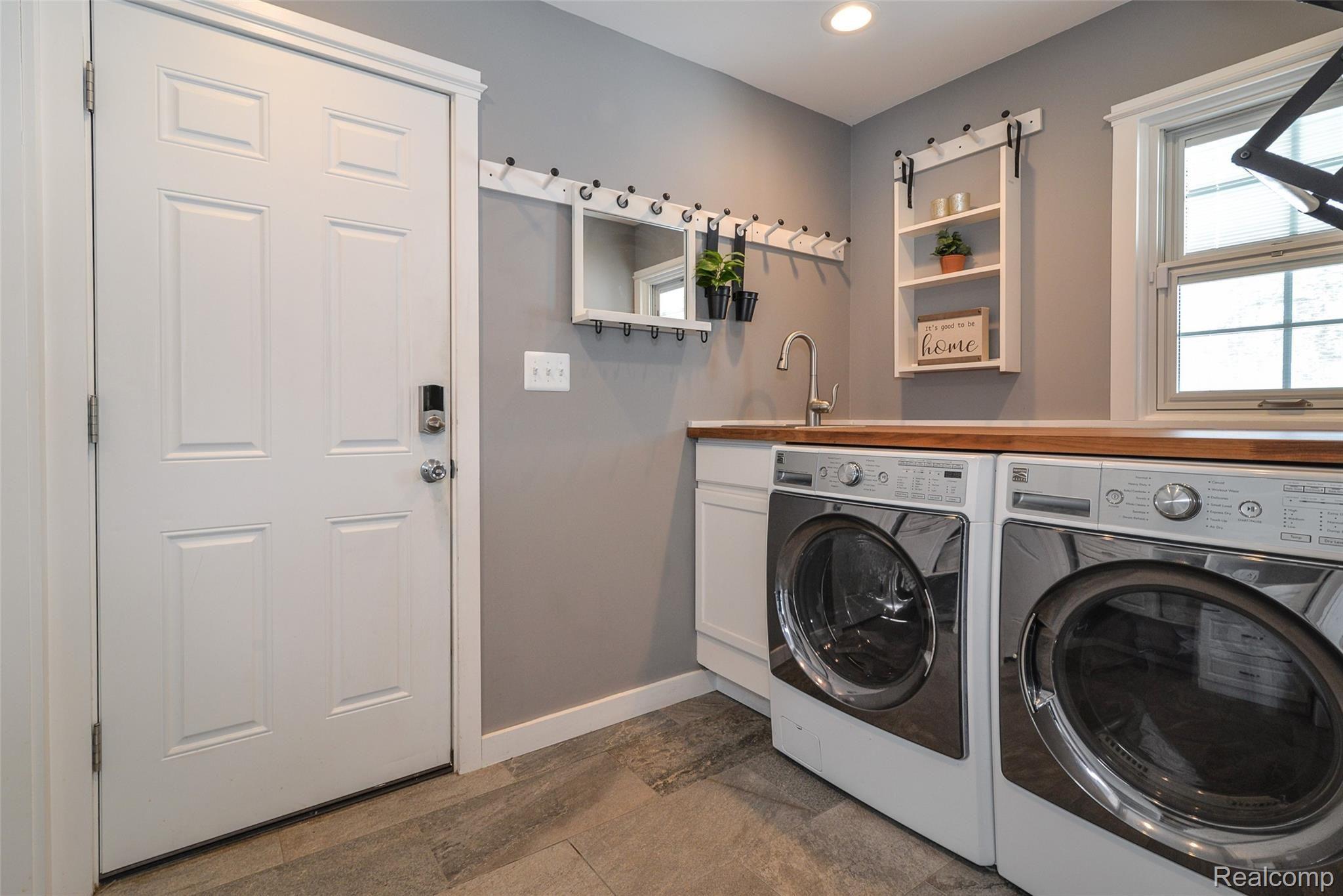 22759 Meadowbrook Road Novi, MI 48375 - Photo 14 of 36 LAUNDRY ROOM
