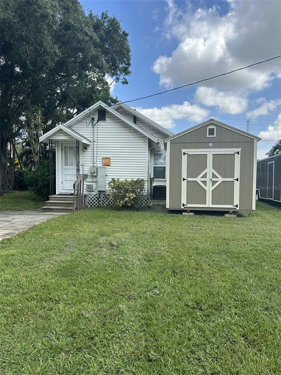 3630 38th Avenue North St. Petersburg, FL 33713 - Photo 14 of 17 a view of a house with a back yard