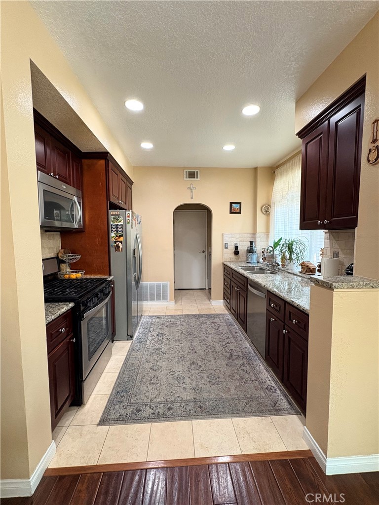 8215 East White Oak Ridge, Unit 77 Orange, CA 92869 - Photo 29 of 32