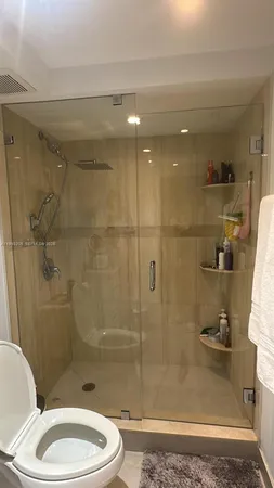 $695,000 | 2333 Brickell Avenue, Unit PH207, Miami, FL 33129