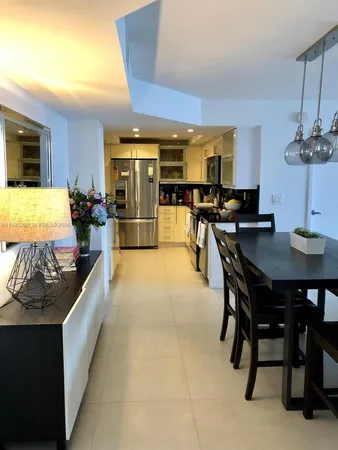 $695,000 | 2333 Brickell Avenue, Unit PH207, Miami, FL 33129