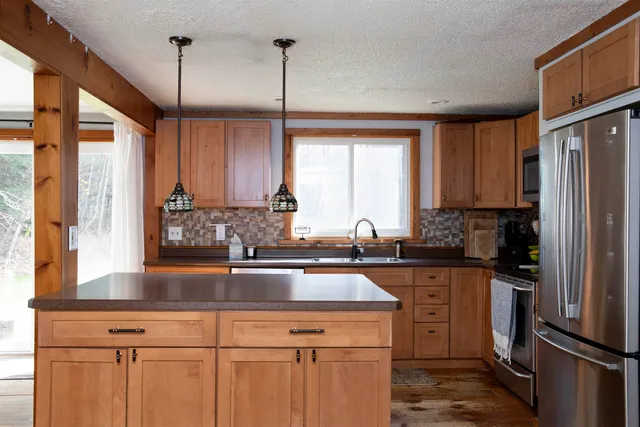 $425,000 | 27 Old Mason Center Road, Greenville, NH 03048