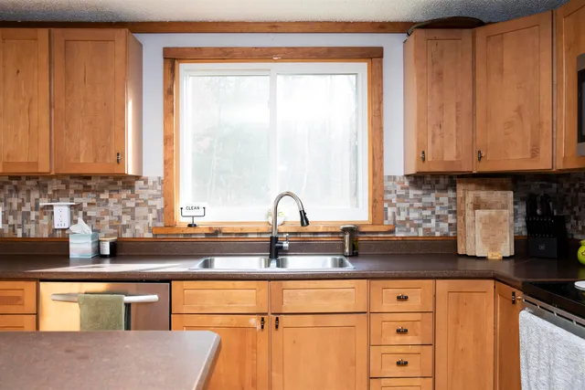 $425,000 | 27 Old Mason Center Road, Greenville, NH 03048