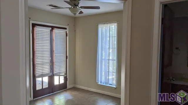 $1,575 | 332 Heatherwood Drive, Baton Rouge, LA 70808