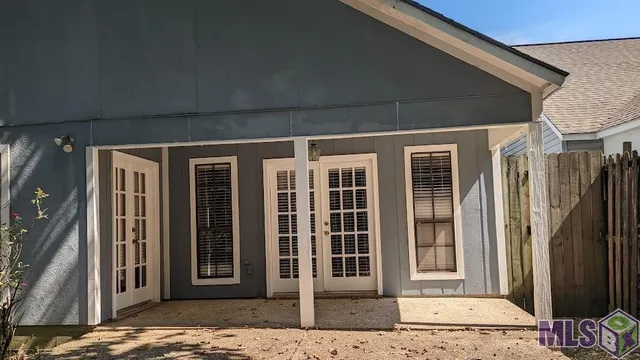 $1,575 | 332 Heatherwood Drive, Baton Rouge, LA 70808