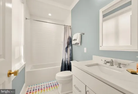 $4,100,000 | 5537 Hawthorne Place Northwest, Washington, DC 20016