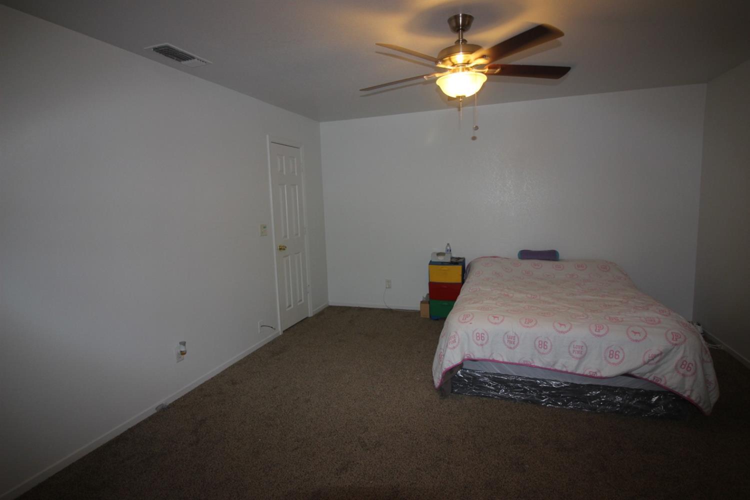 5885 South Del Rey Avenue Del Rey, CA 93616 - Photo 11 of 20 Gallery Image 11