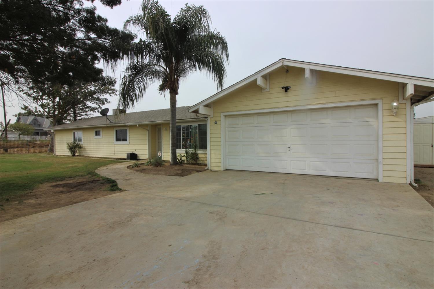 5885 South Del Rey Avenue Del Rey, CA 93616 - Photo 4 of 20 Gallery Image 4
