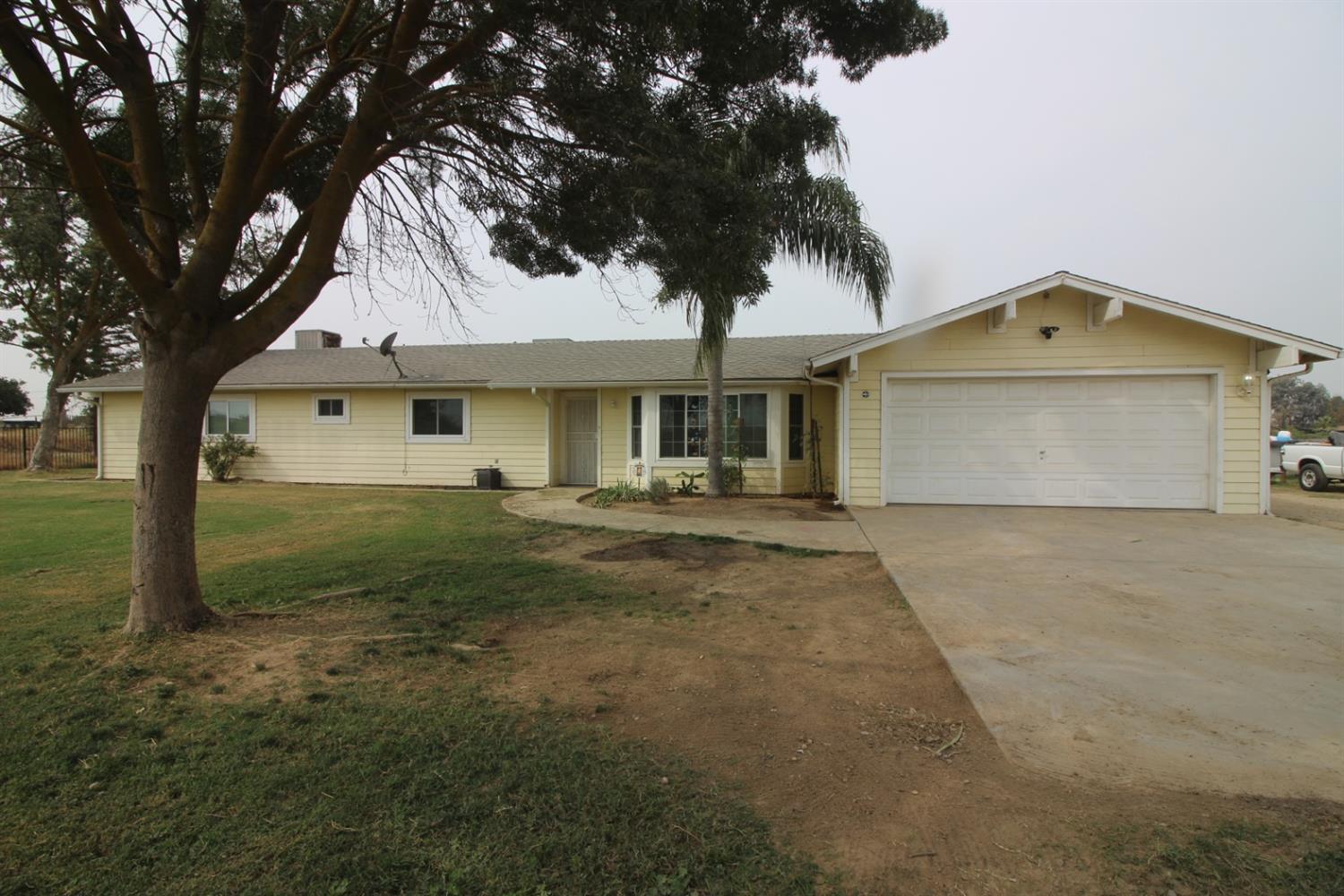 5885 South Del Rey Avenue Del Rey, CA 93616 - Photo 5 of 20 Gallery Image 5