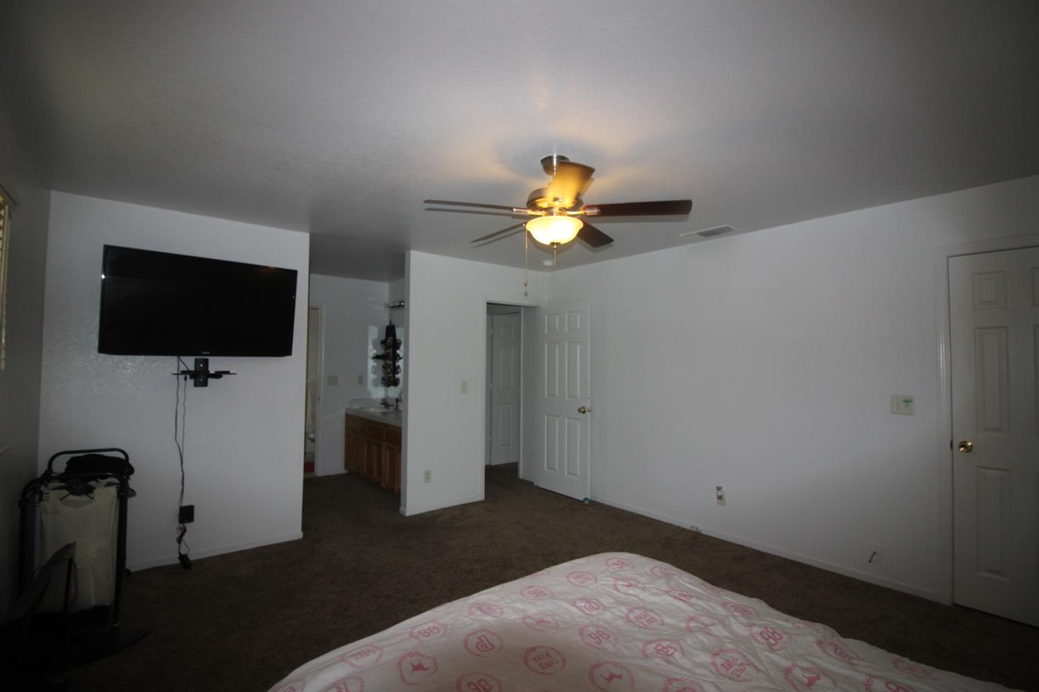 5885 South Del Rey Avenue Del Rey, CA 93616 - Photo 9 of 20 Gallery Image 9