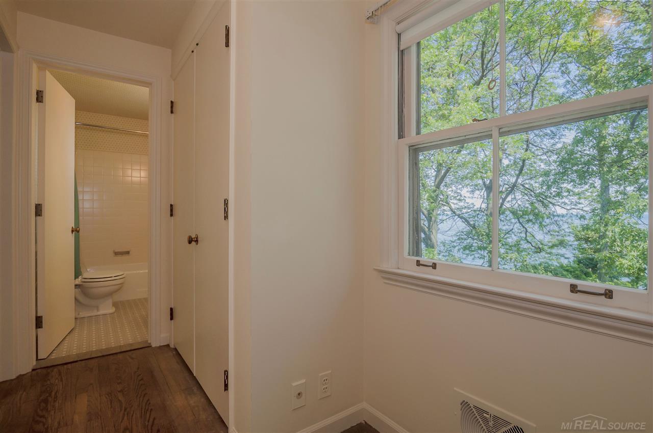 80 Lake Shore Road Grosse Pointe, MI 48236 - Photo 80 of 90 31323211-80.JPG