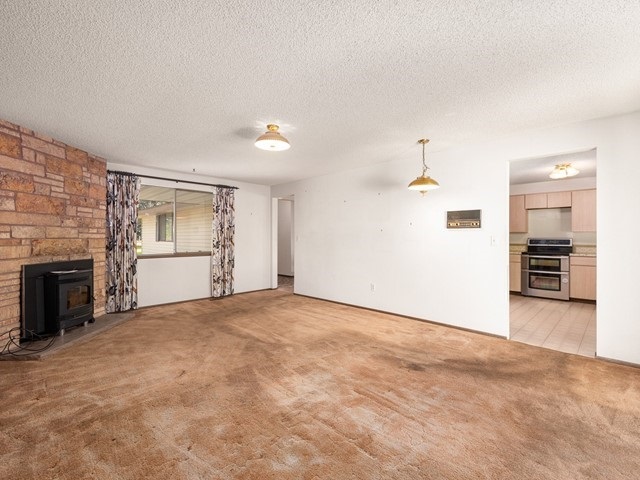 21021 North Myrtle Road Colbert, WA 99005 - Photo 5 of 35