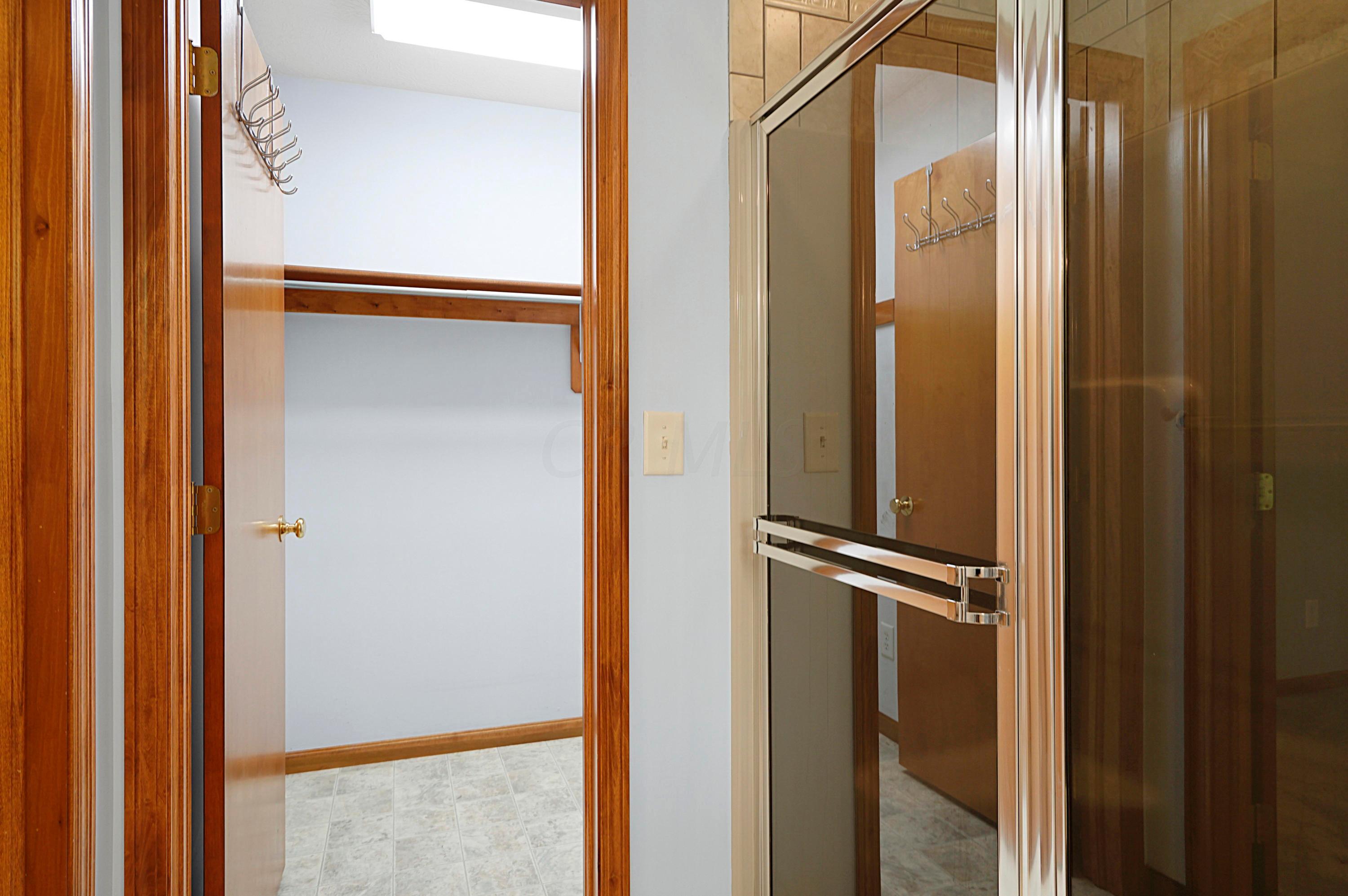 823 National Road Southeast Hebron, OH 43025 - Photo 17 of 44
