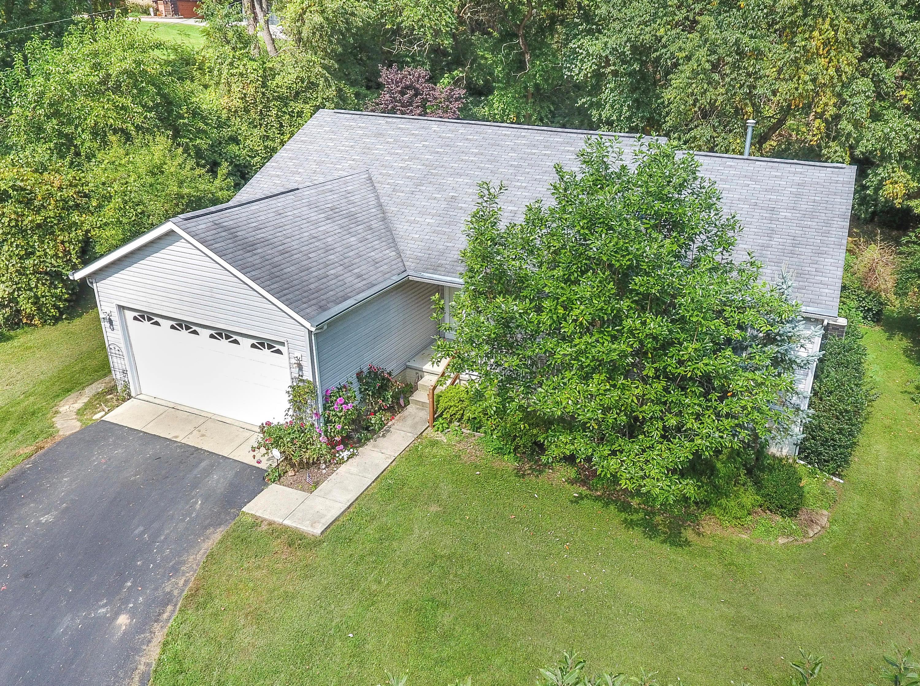 823 National Road Southeast Hebron, OH 43025 - Photo 2 of 44